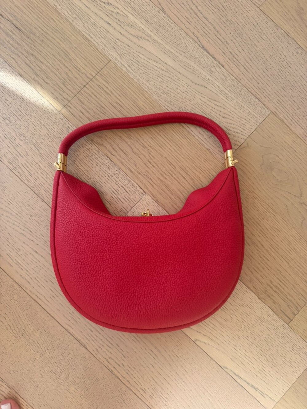 Red 4-in-1 Crescent Bag - Picture 3 of 5